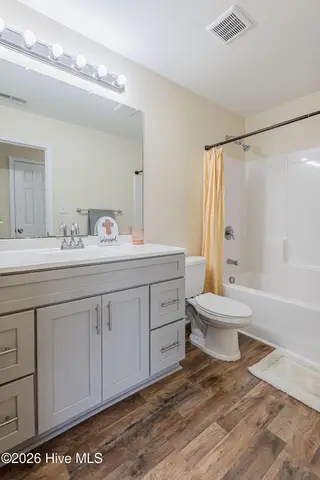 408 Decatur Road, Jacksonville, NC 28540 – photo 16: Hall Bath