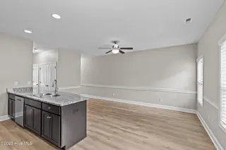 164 Station House Road, New Bern, NC 28562 – photo 7: Main Living Area