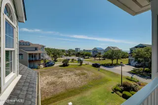 231 Windy Hills Drive, Wilmington, NC 28409 – photo 12: 231WindyHillsDrive-16
