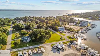 201 1 Pensacola Avenue, Morehead City, NC 28557 – photo 15: Drone shot