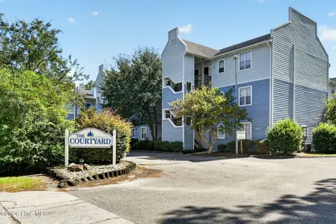 4240 Wilshire Boulevard 202e, Wilmington