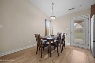 314 Jasmine Lane, Jacksonville, NC 28546 – photo 7: 9-web-or-mls-314 Jasmine Ln 18
