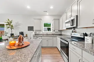 114 Station Yard Road, New Bern, NC 28562 – photo 5: 35-web-or-mls-0C0A1271-edit