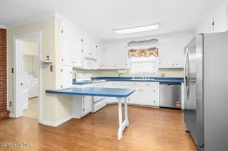 2281 S Old Carriage Road, Rocky Mount, NC 27803 – photo 7: Refrigerator can stay!