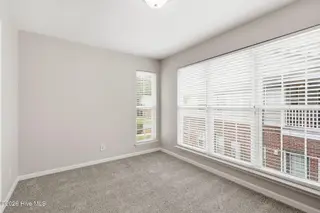 2225 Locksley Woods Drive F, Greenville, NC 27858 – photo 18: 41-web-or-mls-IMG_8720_edit