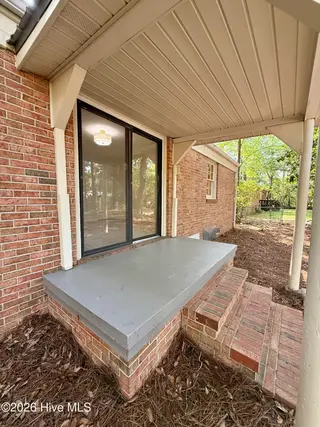 208 W 15th Street, Washington, NC 27889 – photo 11: Covered rear porch