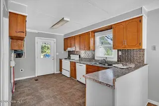 6701 Murrayville Road, Wilmington, NC 28411 – photo 15: 12