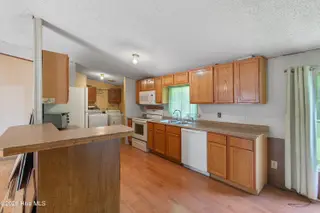501 Justin Lane SW, Supply, NC 28462 — 3-bedroom manufactured home, Supply, NC, photo 19 of 32: 501JustinLnSW - 23