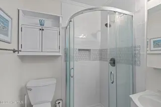 301 Commerce Way 138, Atlantic Beach, NC 28512 – photo 14: Master Bath