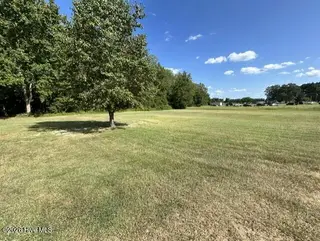 11675 Straight Gate Road, Whitakers, NC 27891 – photo 7: fcef72a0-c8f6-4b50-a7e3-2acefc0d9321