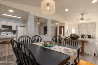 1814 Caracara Drive, New Bern, NC 28560 – photo 15: Dining area