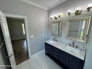 702 N Charlotte Street, Washington, NC 27889 – photo 18: dual vanity sinks