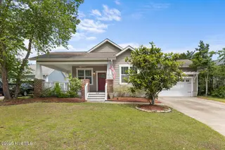 1213 Daisy Court, Holly Ridge, NC 28445 — 3-bedroom home in Neighborhoods of Holly Ridge, Holly Ridge, NC, photo 2 of 36: daisy-2