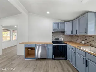 2073 Dawson Cabin Road, Jacksonville, NC 28540 — 3-bedroom home, Jacksonville, NC, photo 18 of 44