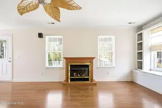 141 Crystal Road, Southport, NC 28461 — 3-bedroom home, Southport, NC, photo 7 of 40: 141 Crystal Rd Living 5