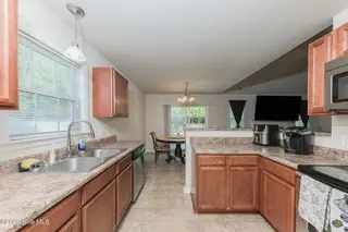 2004 W T Whitehead Drive, Jacksonville, NC 28546 – photo 15: Kitchen