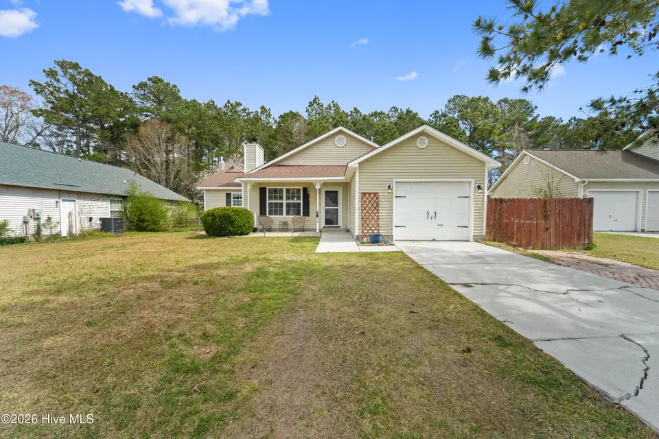 342 Palamino Trail, Jacksonville, NC 28546 – photo 1 of 49: Front