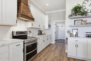 135 Gallants Point Road, Beaufort, NC 28516 – photo 11: Custom Kitchen