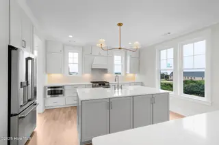1014 Ocean Ridge Drive, Atlantic Beach, NC 28512 – photo 23: Luxurious kitchen with oversized island