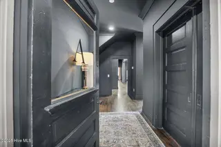 223 S 5th Avenue, Wilmington, NC 28401 — 6-bedroom home in Historic District, Wilmington, NC, photo 11 of 48: Unit A Entrance