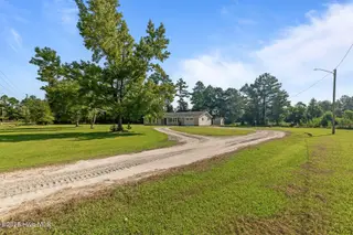 366 Grants Creek Road, Jacksonville, NC 28546 – photo 3: 3