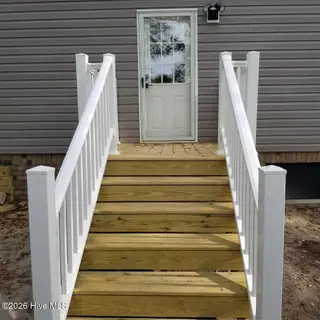 232 Lake Drive SW, Supply, NC 28462 — 3-bedroom manufactured home in Riverside, Supply, NC, photo 19 of 36: Rear Porch