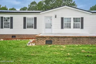 4957 Elm City Road S, Elm City, NC 27822 – photo 4: 003-4957ElmCityRoadSouth-ElmCity-NC-2782