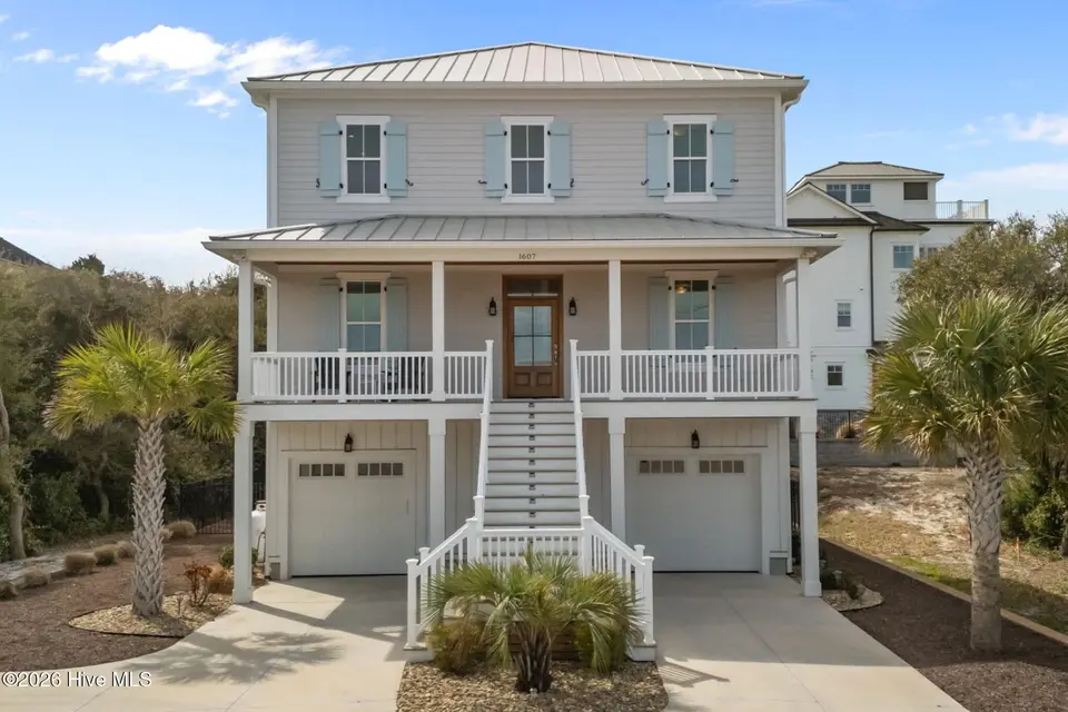 1607 W Fort Macon Road, Atlantic Beach, NC 28512 – photo 1 of 22: 1607 West Fort Macon Rd