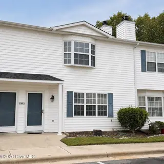 3917 Sterling Pointe Drive Kk4, Winterville, NC 28590 – photo 1: Front view