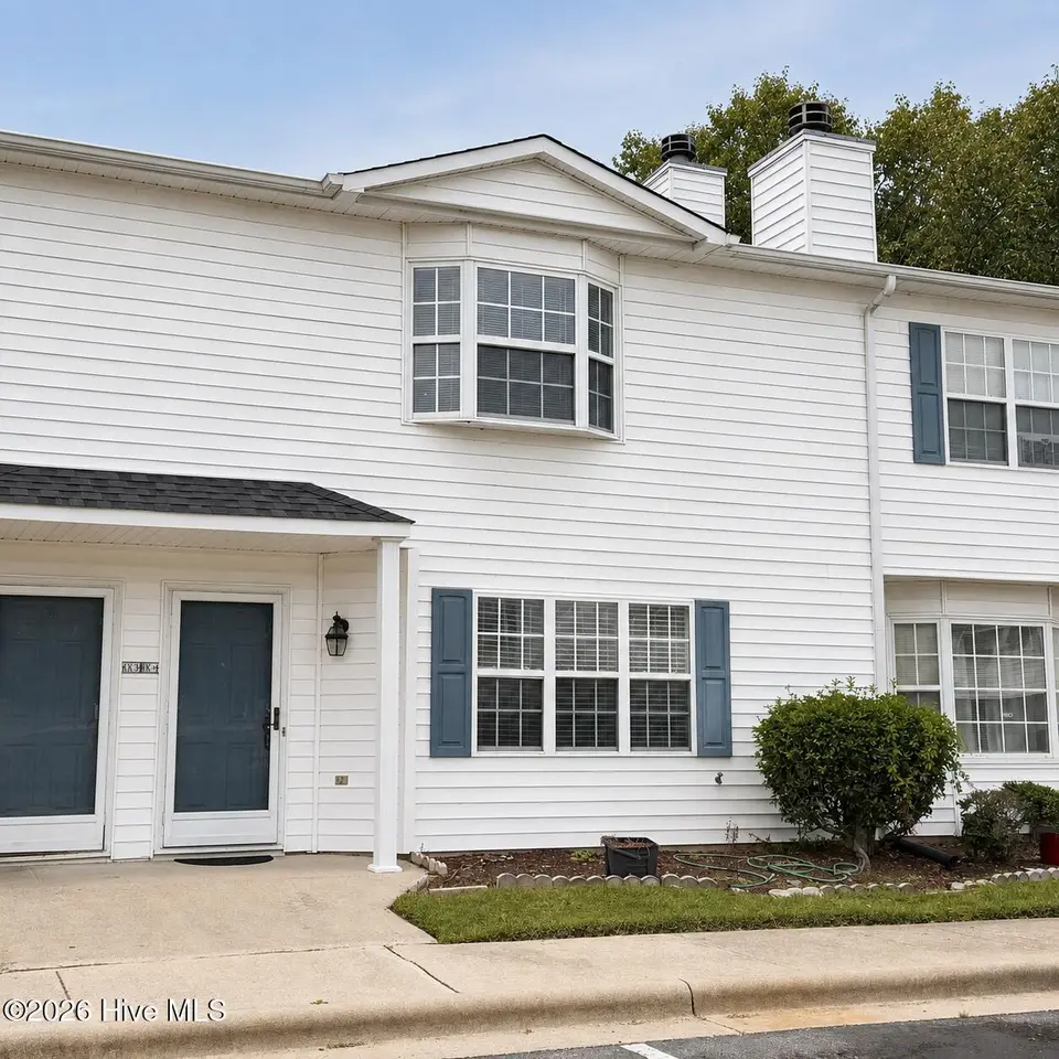 3917 Sterling Pointe Drive Kk4, Winterville, NC 28590 – photo 1 of 19: Front view