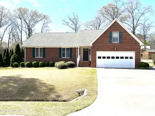 213 Pinewood Drive, New Bern, NC 28562 – photo 3: IMG_8003 (1)