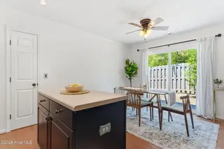 2214 Jefferson Street, Wilmington, NC 28401 – photo 19: 29-web-or-mls-dsc08501