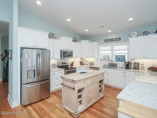 4619 E Beach Drive, Oak Island, NC 28465 – photo 19: 4619 E Beach Dr Oak Island NC 28465 USA-