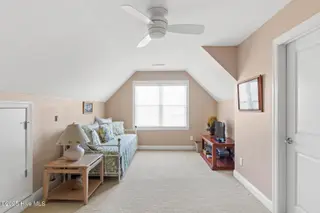 82 Highlands Drive, Hampstead, NC 28443 – photo 19: 028_82_highlands_drive_final-28_542