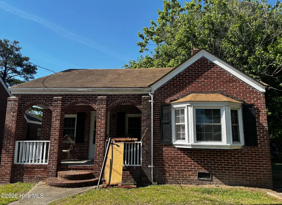 818 Park Street, Elizabeth City, NC 27909 – photo 1 of 1: Exterior Front