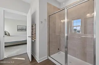 220 Grandview Drive, Elizabeth City, NC 27909 – photo 19: Primary Bathroom
