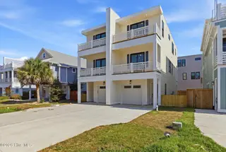 502 North Carolina Avenue 1, Carolina Beach, NC 28428 – photo 4