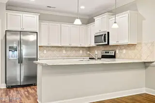 1676 Cambria Drive B, Greenville, NC 27834 – photo 21: 19-web-or-mls-IMG_0026