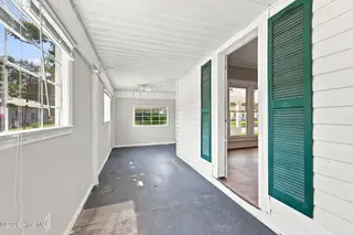 411 Latham Street, Greenville, NC 27834 – photo 22: 10-web-or-mls-IMG_9876_edit