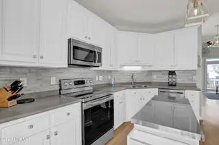 3809 Island Drive, North Topsail Beach, NC 28460 – photo 13: Kitchen, Second Level