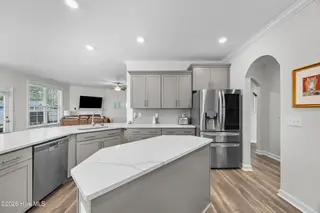 439 Sugar Cove, Wilmington, NC 28411 — 5-bedroom home in Scotts Hill Village, Wilmington, NC, photo 14 of 63: 12_kitchen