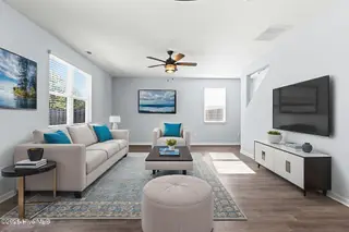829 Avington Lane NE, Leland, NC 28451 – photo 11: Living Room