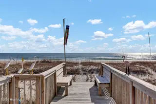 913 N Anderson Boulevard, Topsail Beach, NC 28445 – photo 5: 6G8A3940