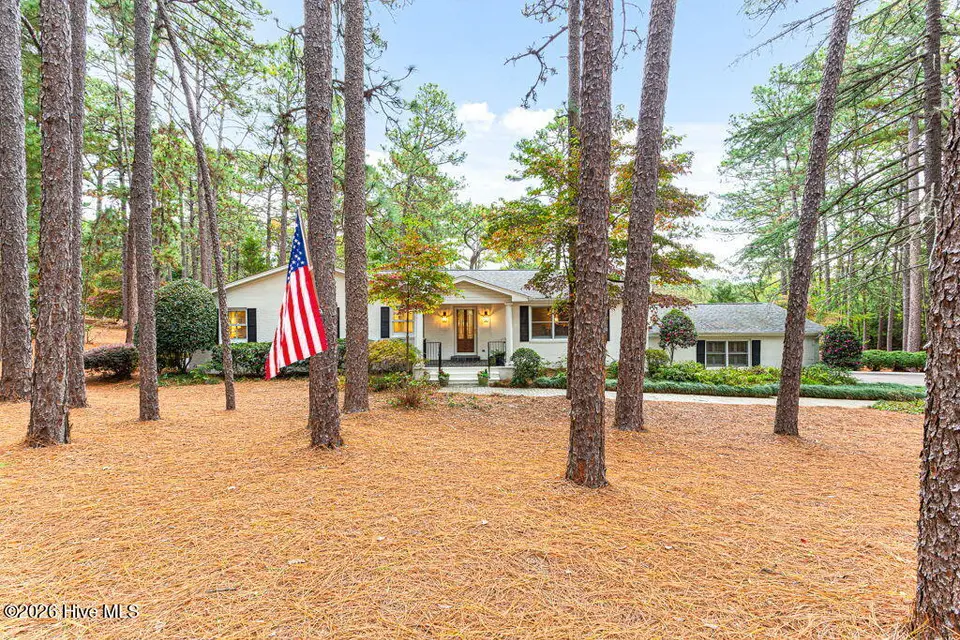 255 Lake Dornoch Drive, Pinehurst, NC 28374 – photo 1 of 69: Front