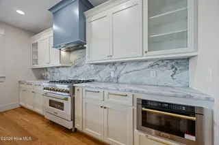 208 Radio Island Road, Morehead City, NC 28557 — 4-bedroom home in Tide Lines, Morehead City, NC, photo 10 of 62: 36-web-or-mls-208 Radio Island 058