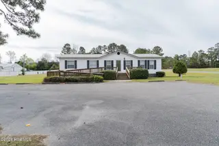 904 Jefferson Street, Whiteville, NC 28472 – photo 1: DSC01452