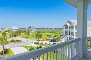 53 Sailview Drive, North Topsail Beach, NC 28460 – photo 18: 53SailviewExteriors27
