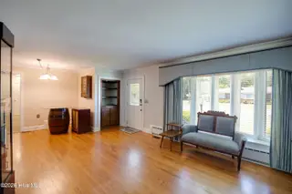 100 E Berkshire Road, Greenville, NC 27858 – photo 16: IMG_0028HDR-Edit