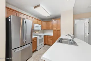 3907 Elizabeth Avenue, New Bern, NC 28562 – photo 13: 13-web-or-mls-0C0A5346
