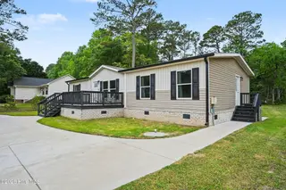 335 Ridgewood Drive NW, Calabash, NC 28467 — 3-bedroom manufactured home in Ocean Forest, Calabash, NC, photo 11 of 39